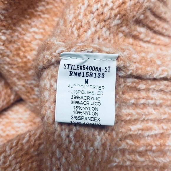 🆕Pink Clover Apricot Knit Crew Neck Sweater, XL - Picture 6 of 7